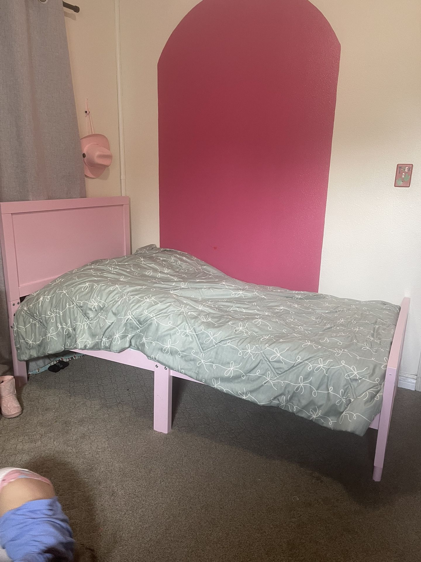Pink Twin Bed