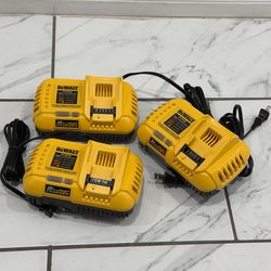 DeWalt 20V Max / 60V Max FLEXVOLT Lithium-Ion Fan Cooled Fast Battery Charger