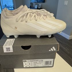 X Crazyfast 3 FG Size 4