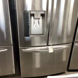Refrigerator/LG