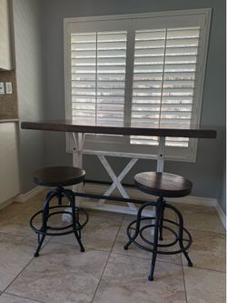 Kitchen Table & stools