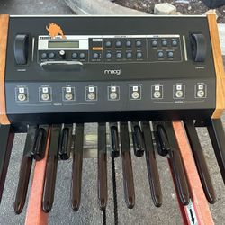 MOOG TAURUS III SYNTHESIZER BASS PEDALS - Rare!!!