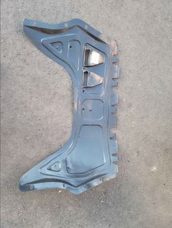 Lower Engine Under Cover Splash Shield Plastic Unfinished AU1228100 1K0825235AE ES-110327