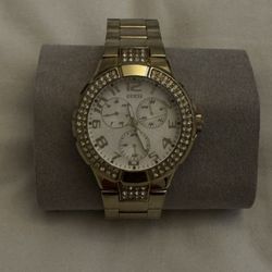 Guess women's watch. Used In Good Condition. Working. 