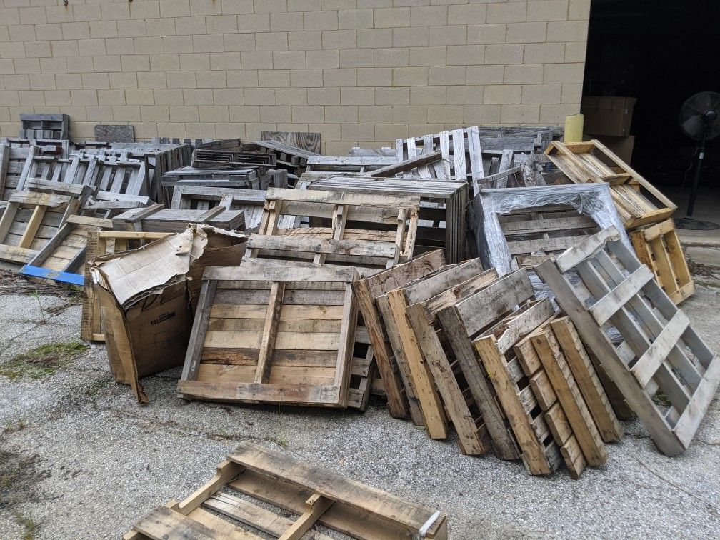 Free pallets. Shipping crates