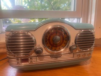 Retro Radio Nostalgic Cd Player W  Am/Fm Tuner Portable