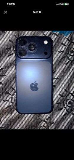 Apple iPhone 17 Pro Blue Triple Camera