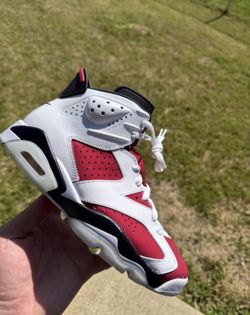 Carmine 6’s Size 7.5