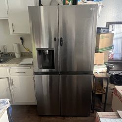 LG Refrigerator For Sale