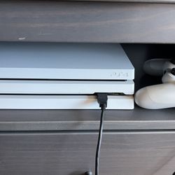 PS4 Pro 1TB