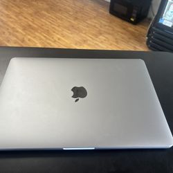 Apple MacBook 