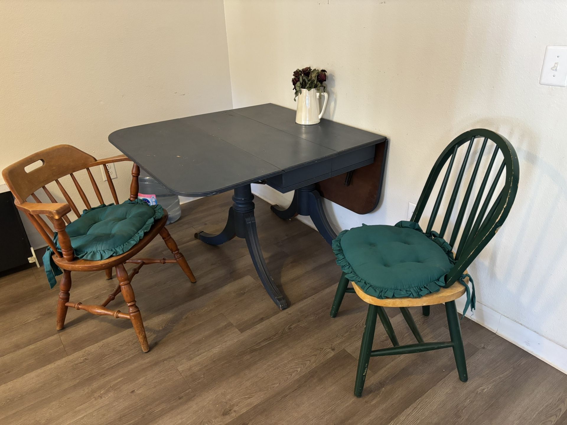 Folding Extending Vintage Dining Table W/ Chairs