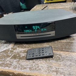 Boae Wave Radio CD Aux Remote $195