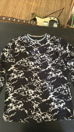 Size small long sleeve $3