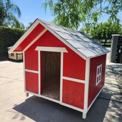 Beautiful Handcrafted Doghouse 