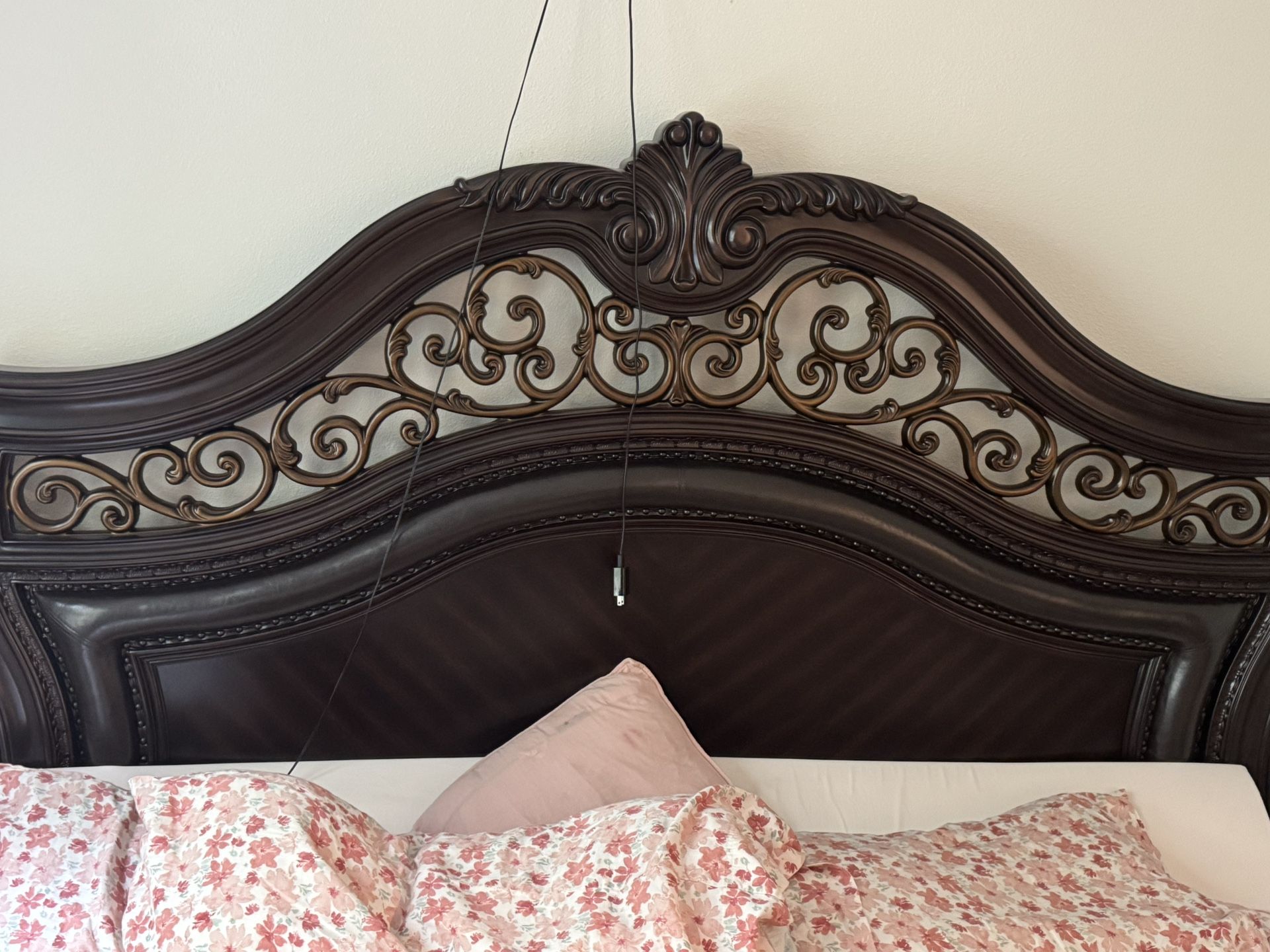 King Size Bed And Dresser For Sale