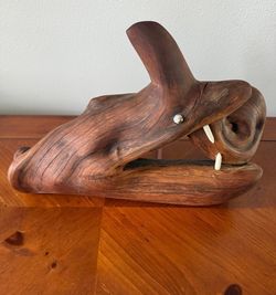 Hand carved driftwood woodworking wooden sculpture statue art deco  Signed by crazy legs  In excellent condition  Measures approximately 9.5” H x 14” 