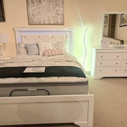 Bedroom Set In Stock For Fast Delivery 