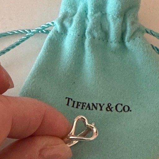 Tiffany & Co Elsa PerettiĀ® Open Heart Ring size 5