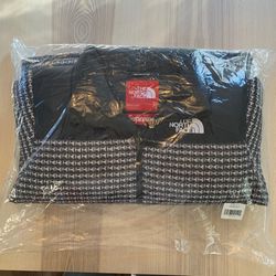 TNF X Supreme Nupse Studded Puffer Size Large Black 