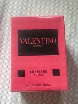 Valentino Donna Born In Roma Intense