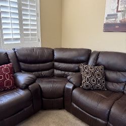 Leather Sectionals 