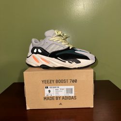Adidas Yeezy 700 Wave Runner Size 9