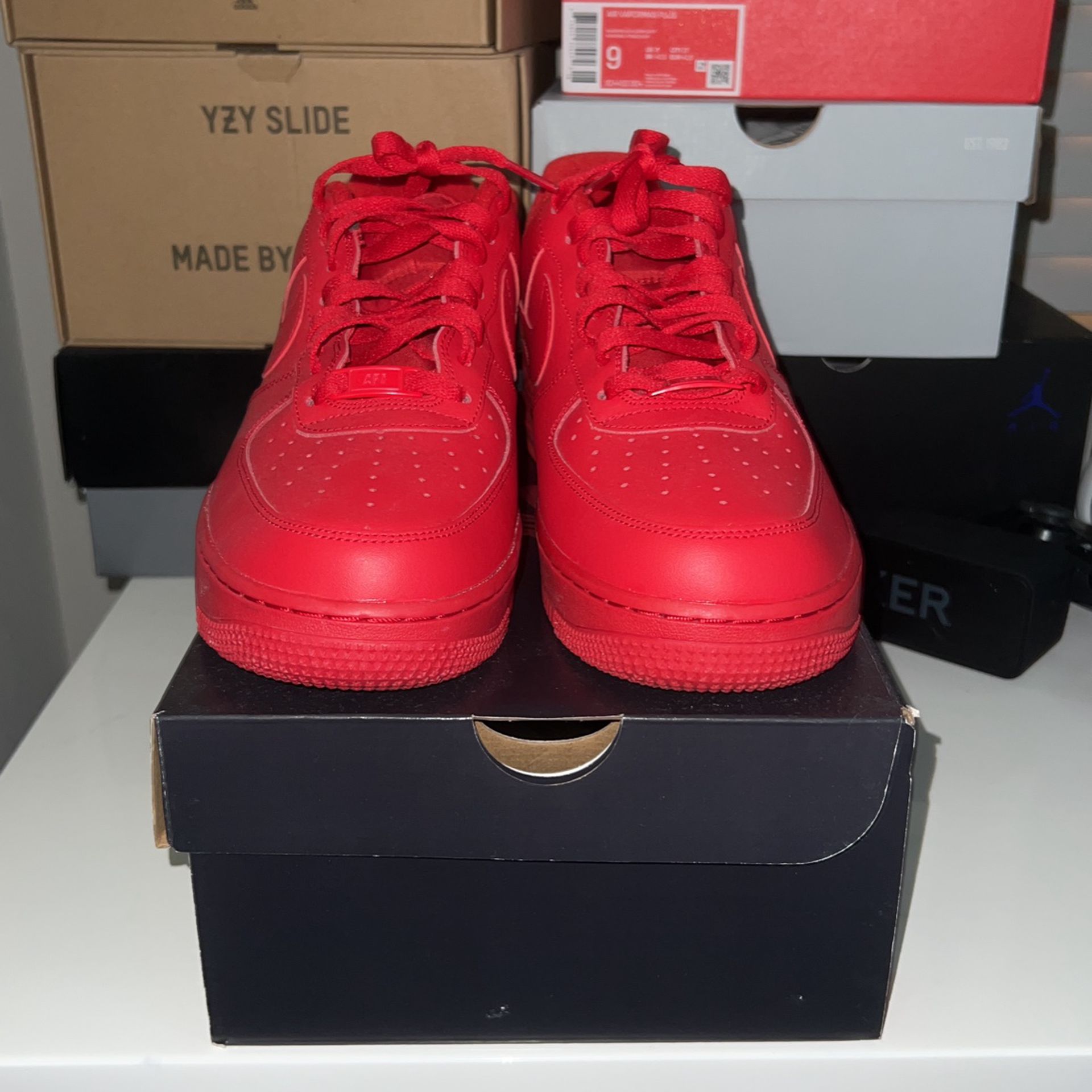 Air Force 1 “Triple Red”