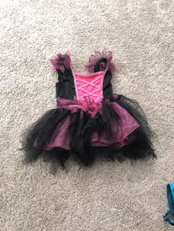 Girl costume