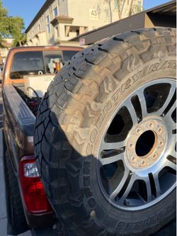 “20” Wheels & Toyo Open Country R/T Trail 295/65R20