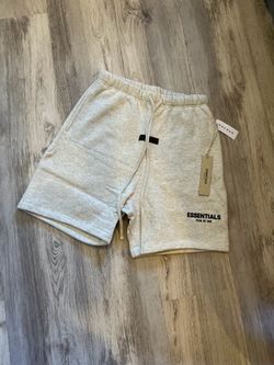 light oat essential shorts