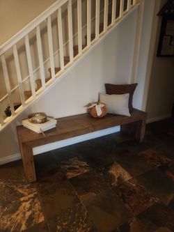 Entryway bench
