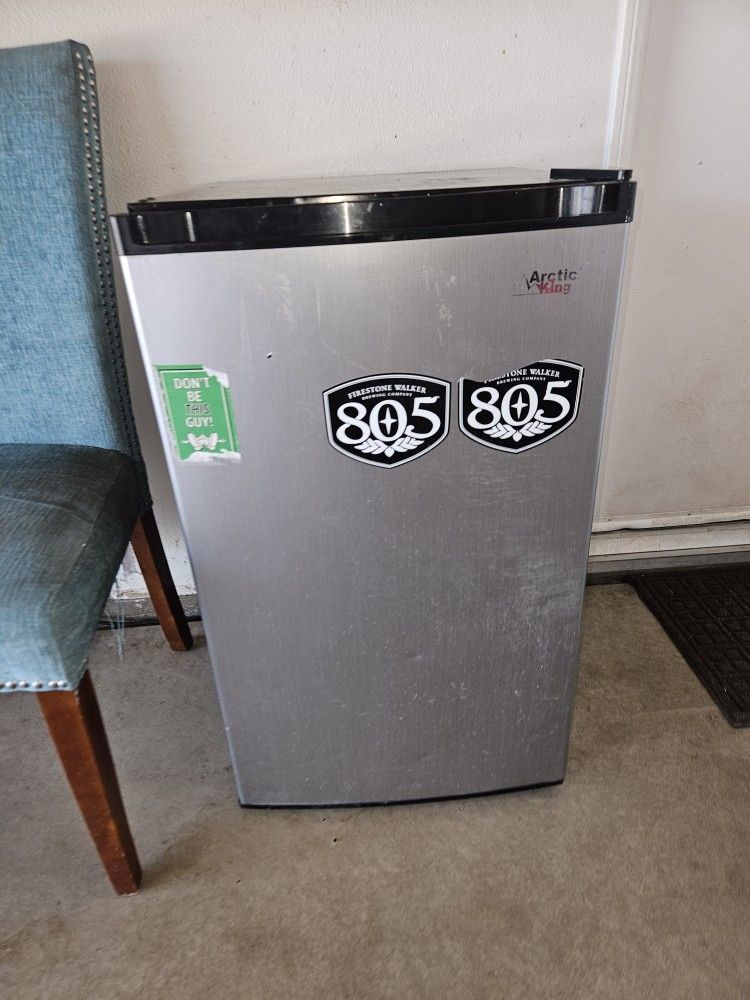 Hardley Used Freshly Cleaned Only 4 Months Old