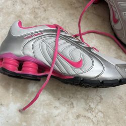 Women’s  Nike shox  Size 7.5