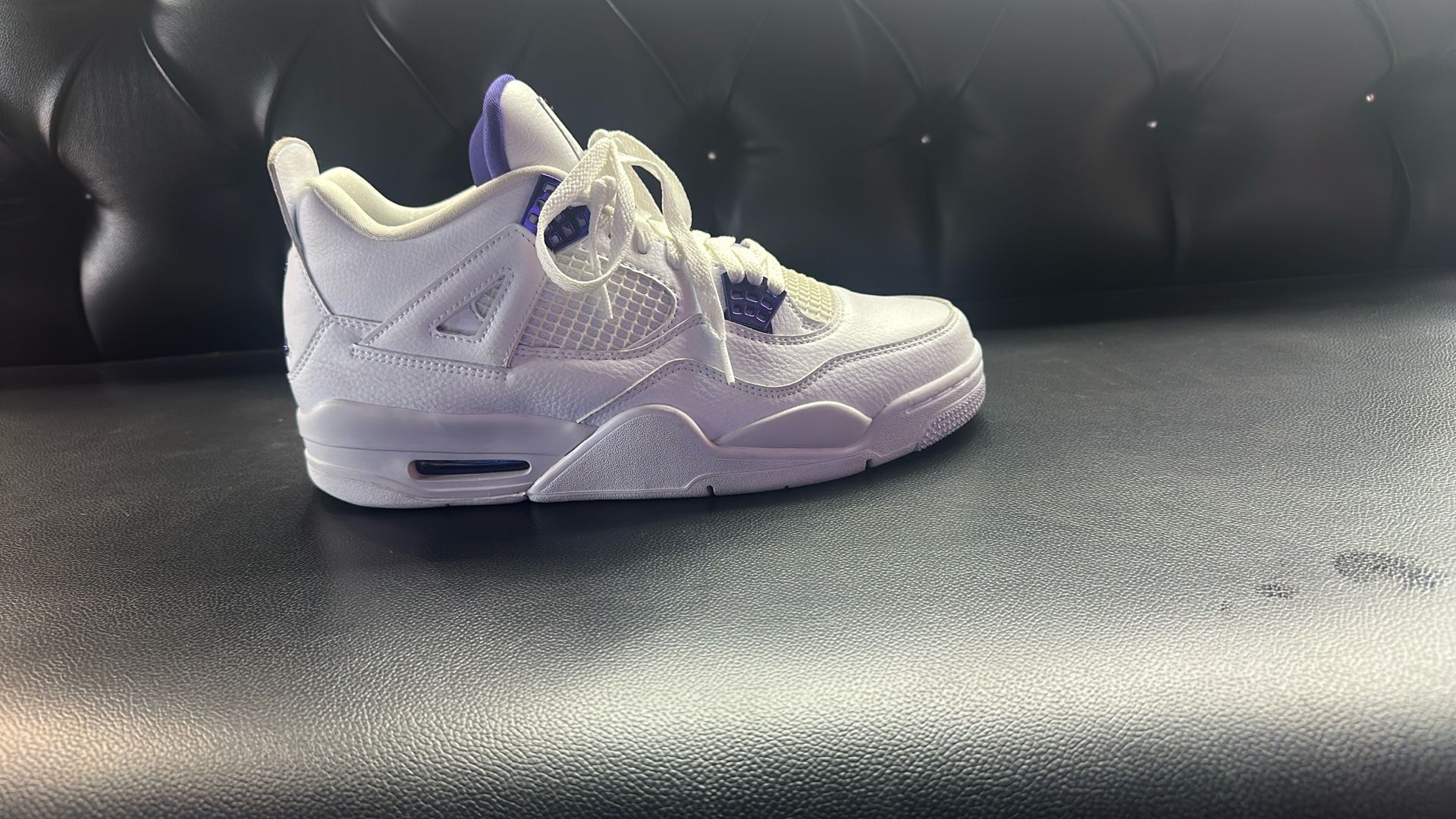 Jordan 4 Metallic Purple