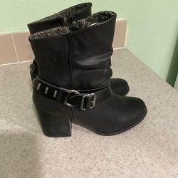 Black Boots