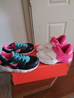 Jordan y nike size. 10c