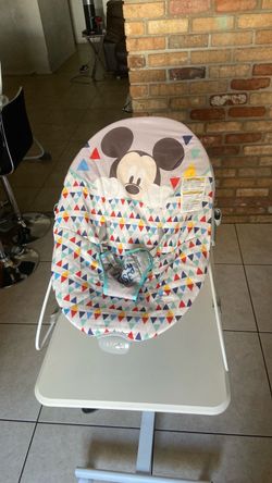 Disney Baby Mickey Mouse Happy Triangles bouncer