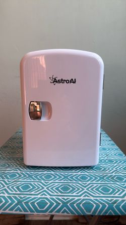 AstroAI - Mini Fridge