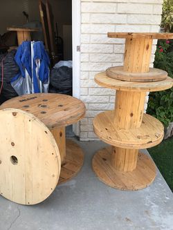 LG wooden spools 45$ each - dining table sz