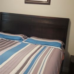 King Bed /Matress & Box Spring