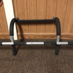 Iron Gym Pro Fit Pull Up Bar