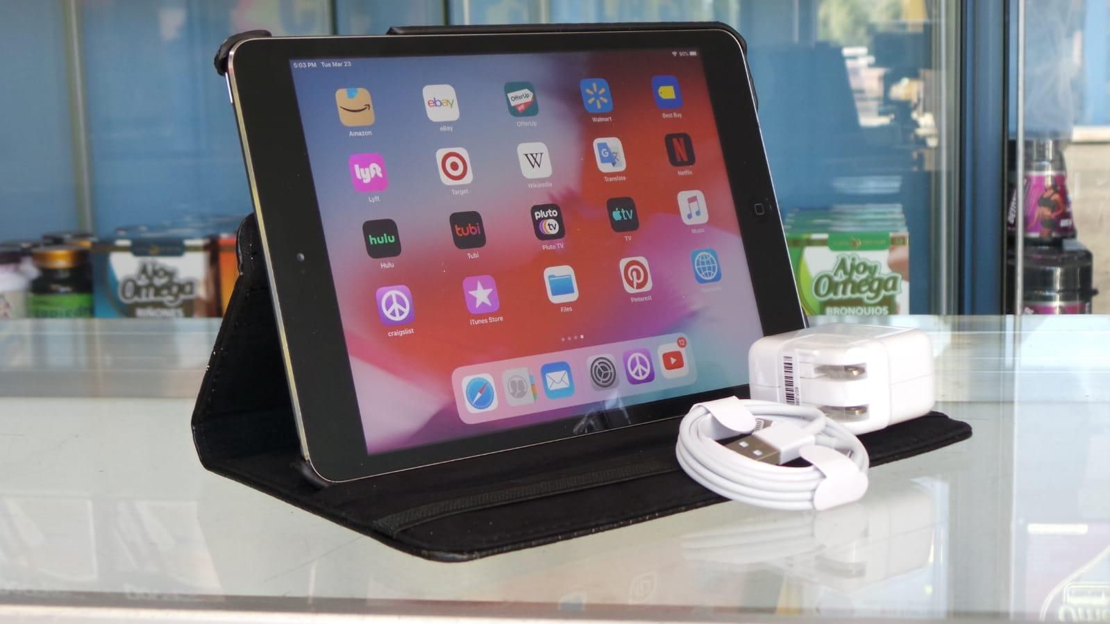Apple iPad Air Tablet (16GB Black) iCloud Unlocked 
