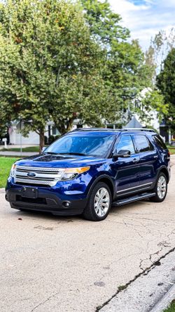 2014 Ford Explorer · XLT Sport Utility 4D