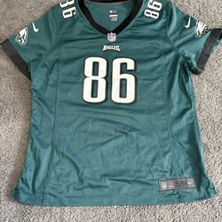 Like New Eagles 86 Ertz Jersey Youth XL