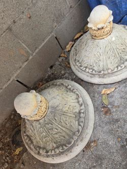 Pine cone for classic garden base