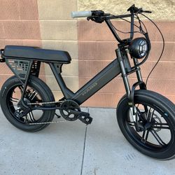 2025 Haro Skwad 1