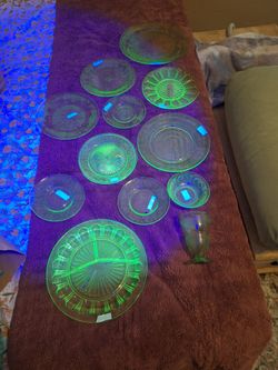 Uranium glass 12 pieces