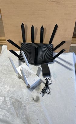 TP-Link Router And Range Extender