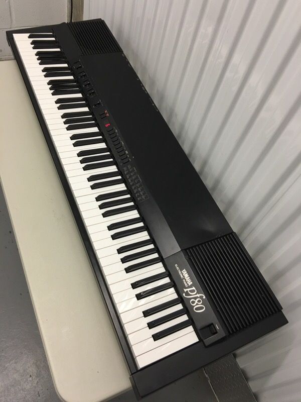 Yamaha 88key electronic piano pf80 ( Japan) 350 firm for Sale in